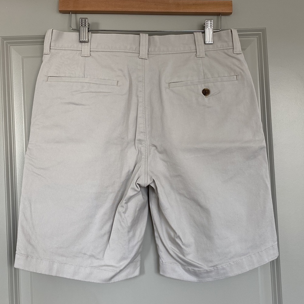 Men’s J. Crew Mercantile Flex Khaki Shorts - Picture 3 of 5